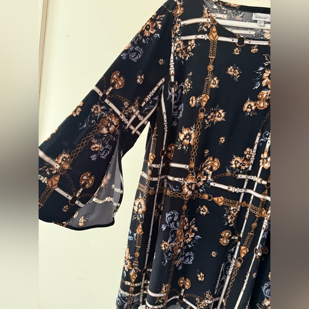 Avenue Knee Length Shift Dress, Boho Pattern, Black Floral and Chain-Link, Sz 20 - Picture 4 of 7